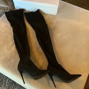 Steve Madden Dominique Black Over-the-Knee Boots. Size: 8.5